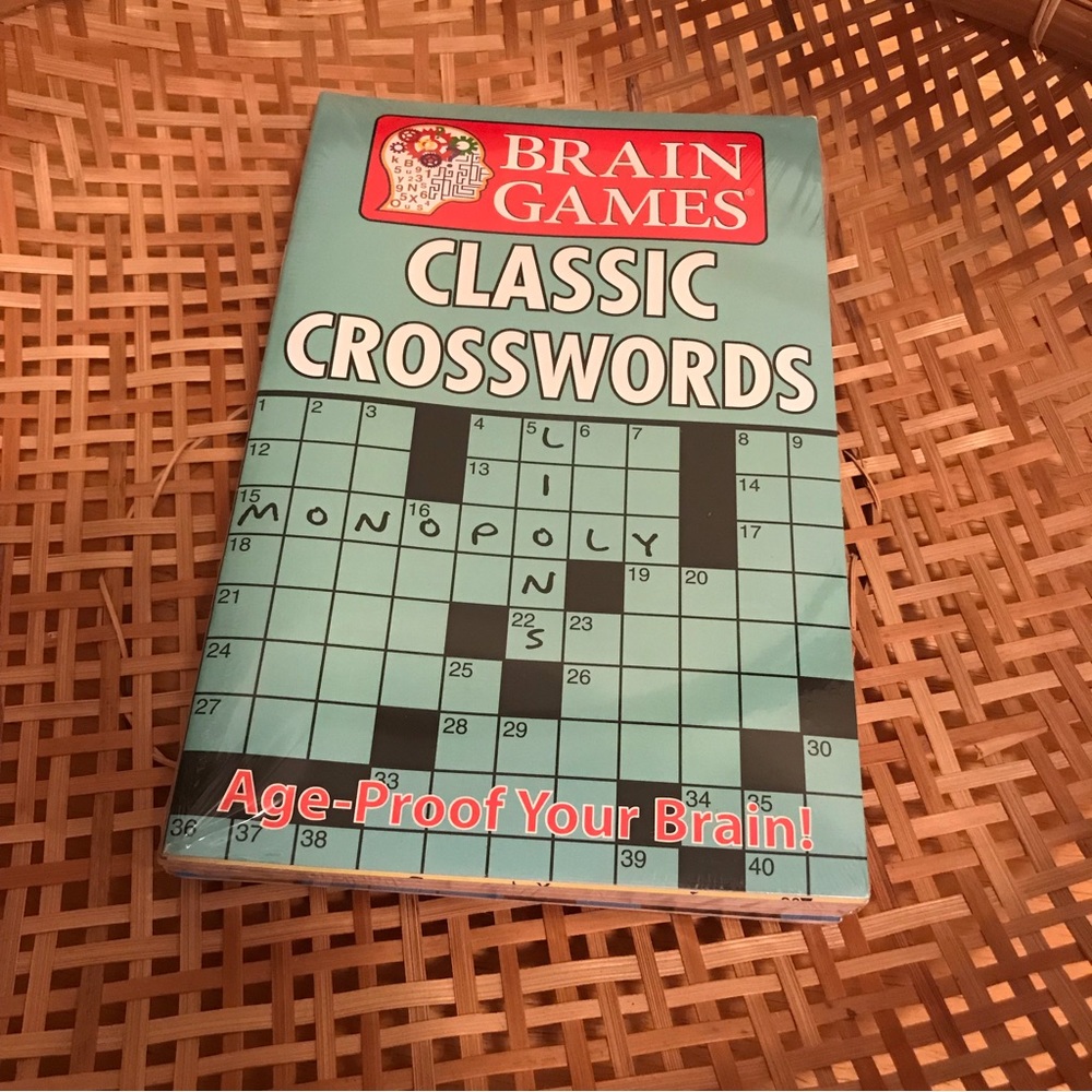 🌻Brain Games Classic Crosswords: 10 Small Crossword Books NEW Sealed